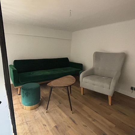 Shespace Apartrooms Krakow Luaran gambar