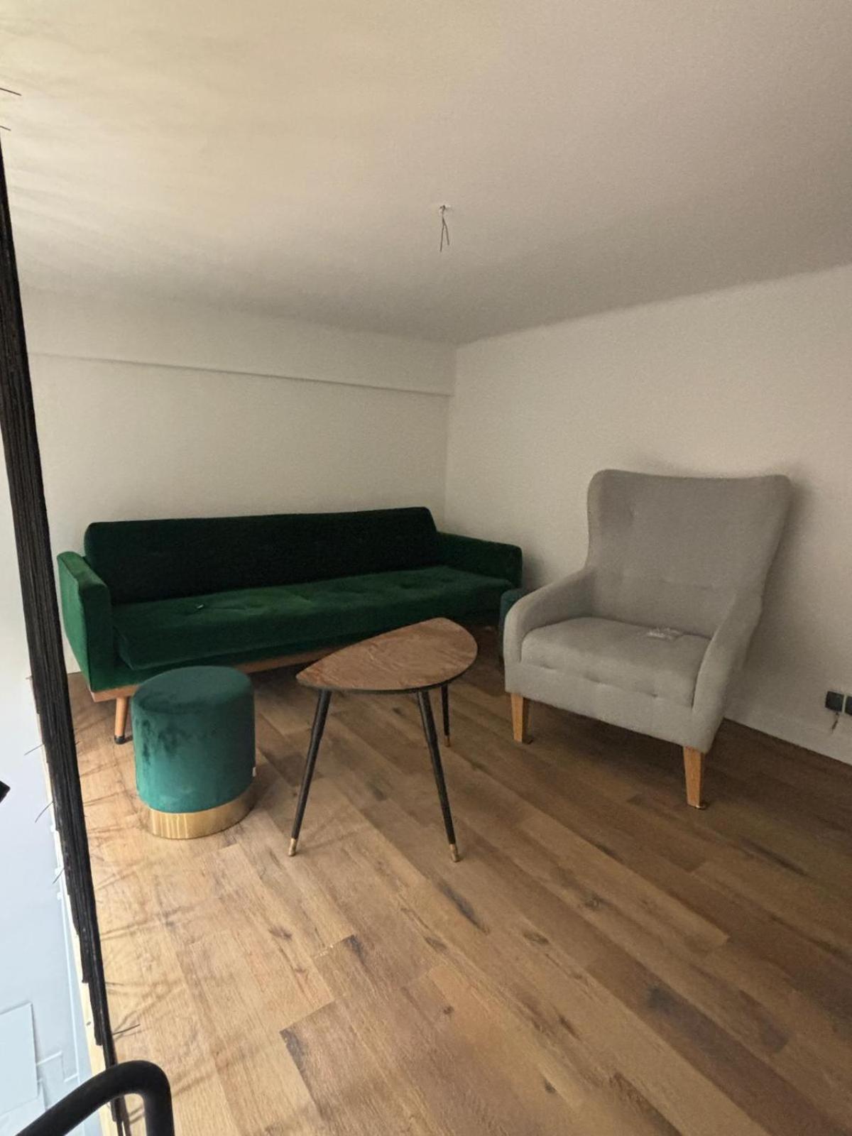 Shespace Apartrooms Krakow Luaran gambar