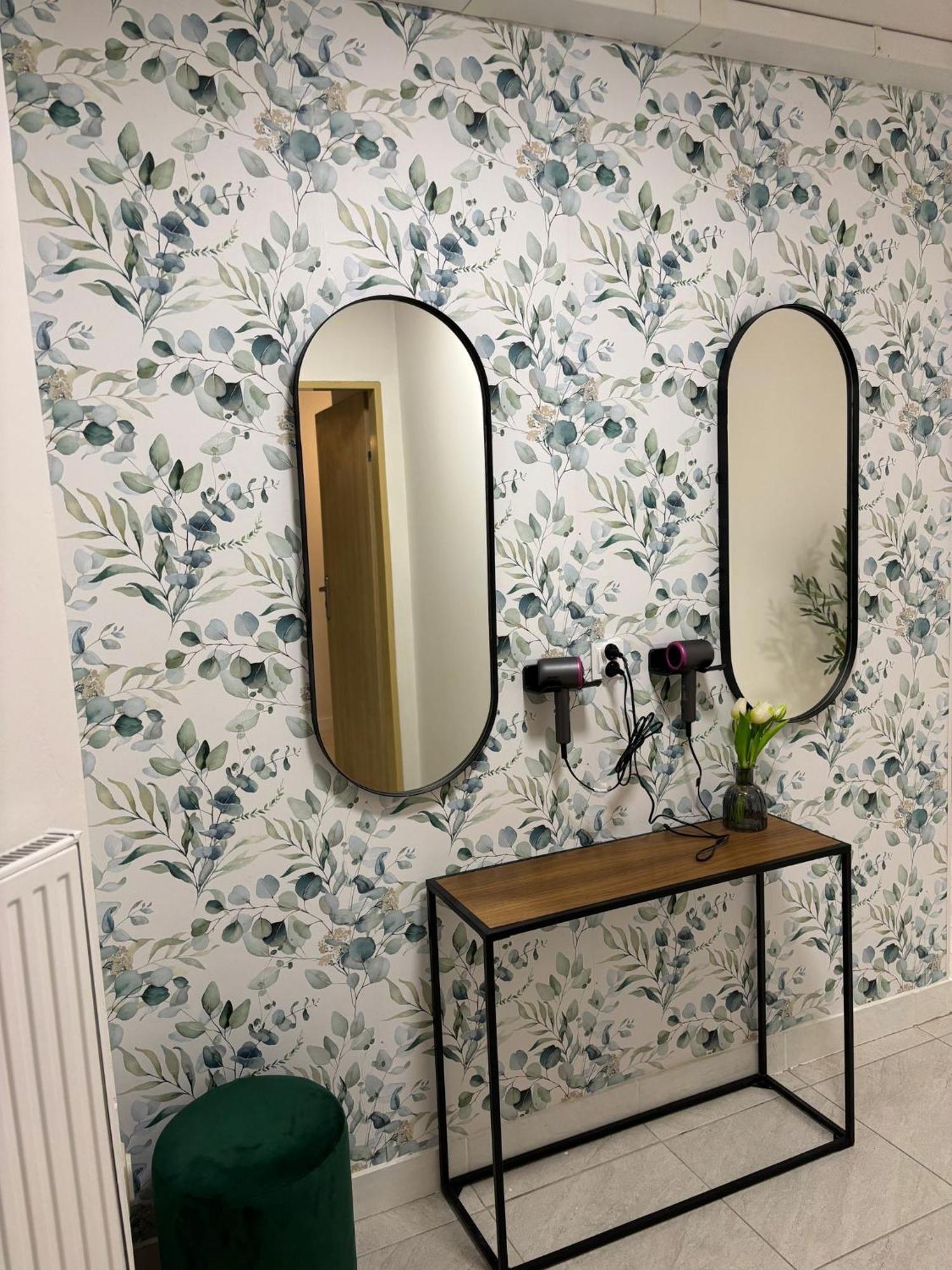 Shespace Apartrooms Krakow Luaran gambar